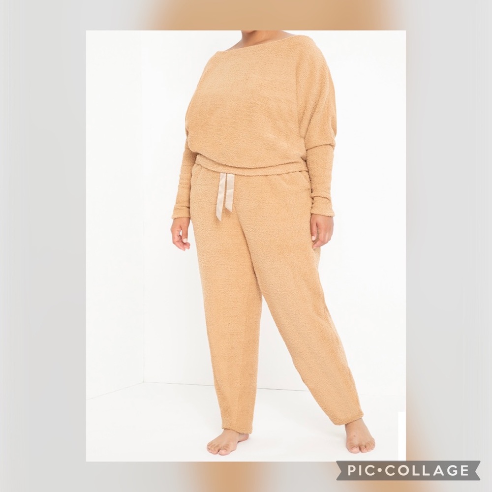 ELOQUII Satin Tie Jogger Set